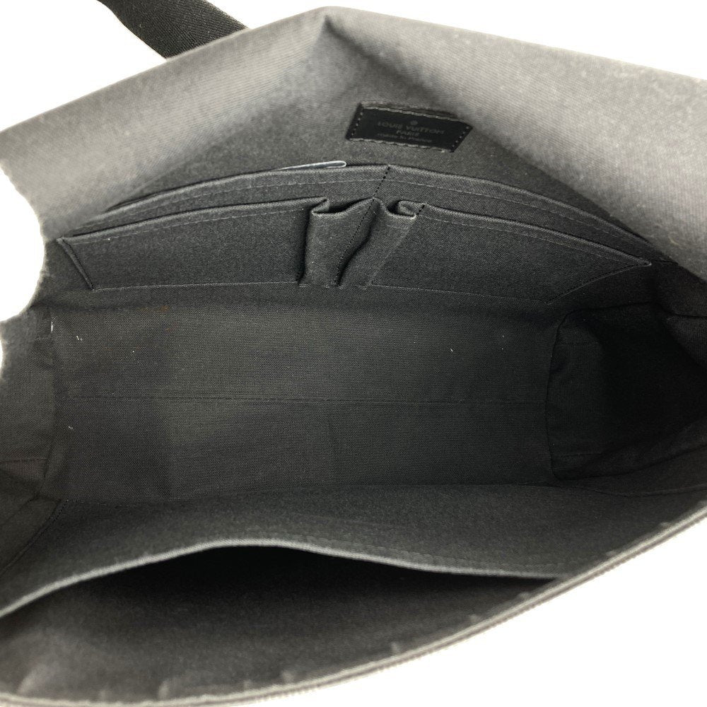 Louis Vuitton N41458 Messenger MM Crossbody Shoulder Bag Damier Graphite PVC/Leather Black Pre-owned