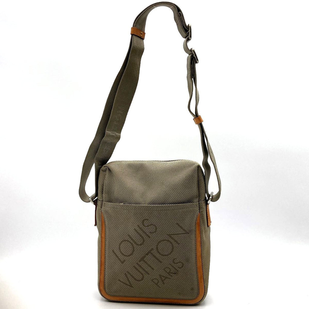 Louis Vuitton M93224 Citadan NM Crossbody Shoulder Bag Damier Geant Nylon Gray Pre-owned