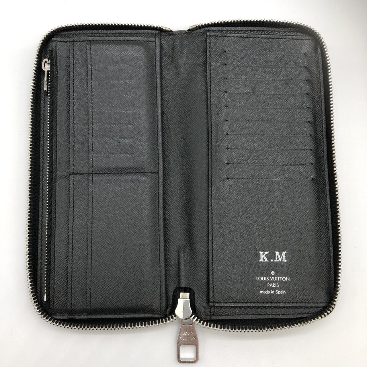 Louis Vuitton M30510 Zippy Vertical Long Wallet Taiga Leather Black Pre-owned