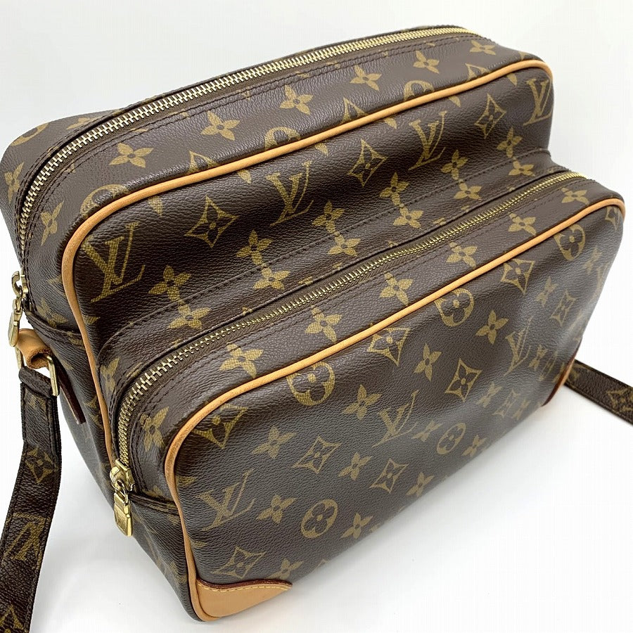 Louis Vuitton M45244 Nile Shoulder Bag Crossbody Brown Monogram Pre-owned