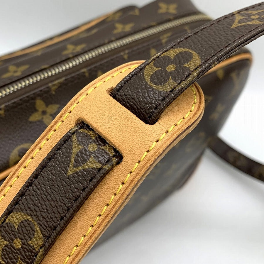 Louis Vuitton M45244 Nile Shoulder Bag Crossbody Brown Monogram Pre-owned