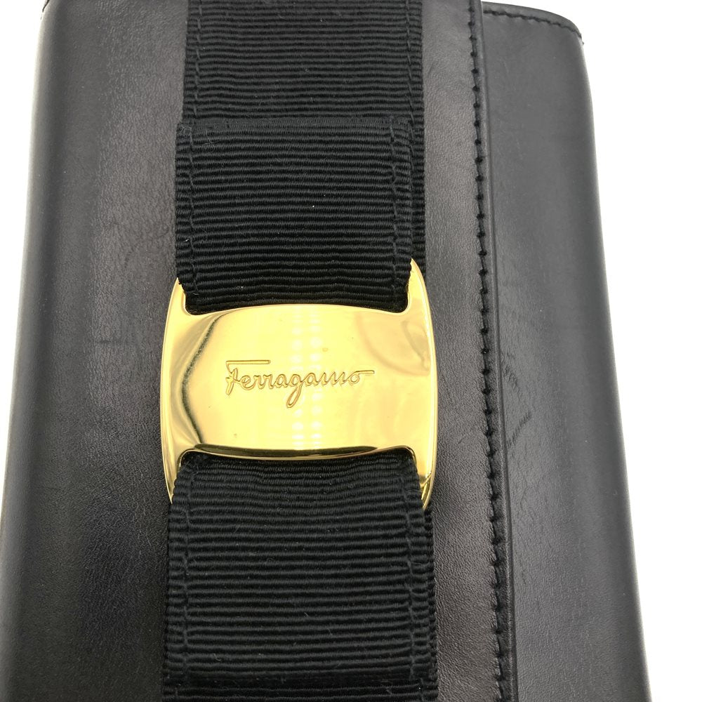Salvatore Ferragamo AQ213202 Vara Chain Shoulder Bag, Black/Gold Leather, Women's PRE-OWNED