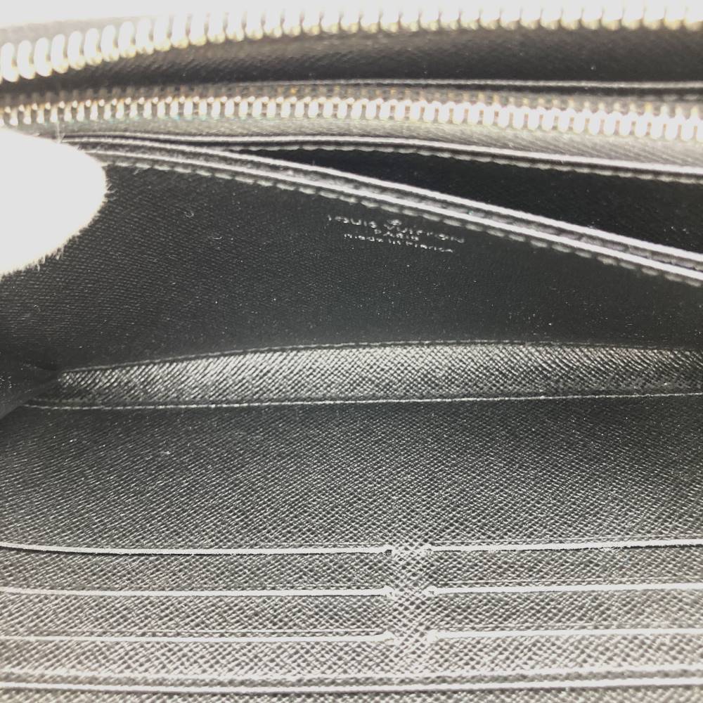 LOUIS VUITTON Louis Vuitton Zippy Wallet Round Long Wallet Epi Leather Noir Silver Hardware Black M60072 Men's Women's Fashion PRE-OWNED
