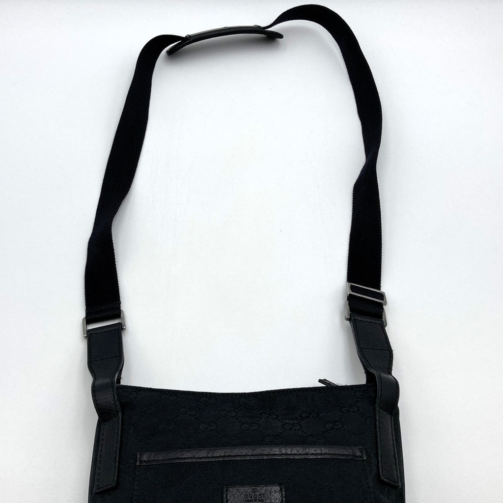 GUCCI 122793 Shoulder Bag, Crossbody Bag, Slim, Black, GG Line, GG Canvas PRE-OWNED