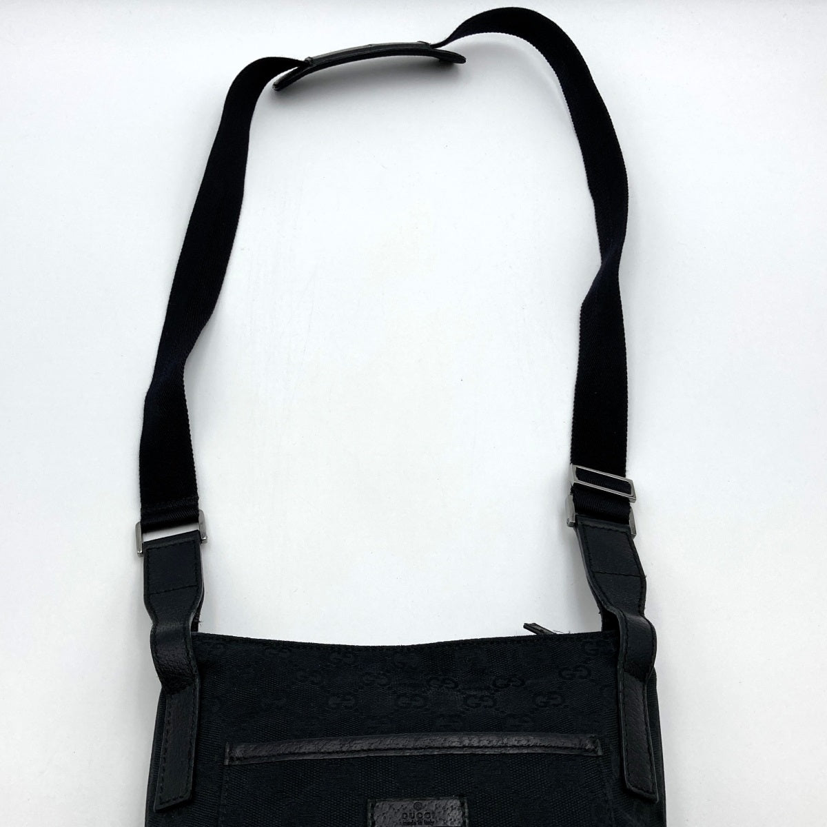 GUCCI 122793 Shoulder Bag, Crossbody Bag, Slim, Black, GG Line, GG Canvas PRE-OWNED