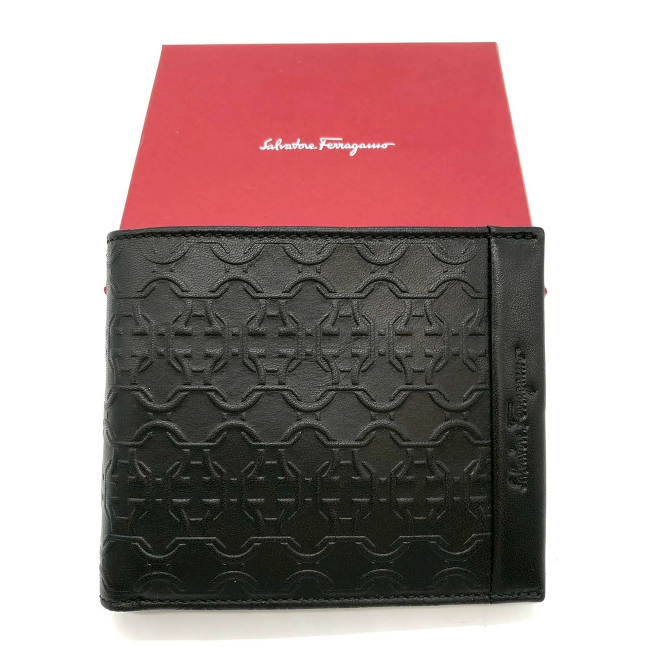 Salvatore Ferragamo Gancini Bi-fold Wallet Leather Black Pre-owned
