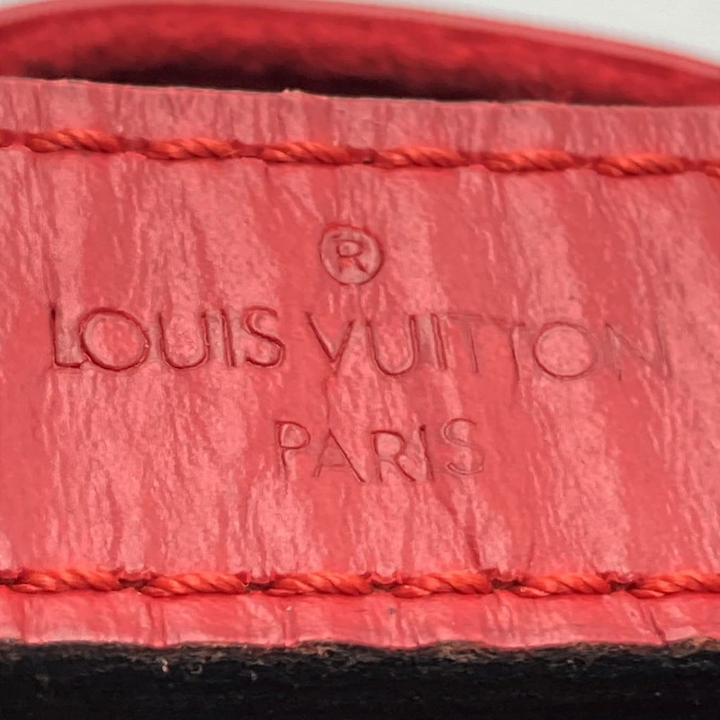 Louis Vuitton M59007 Noe Drawstring Shoulder Bag Epi Red Pre-owned