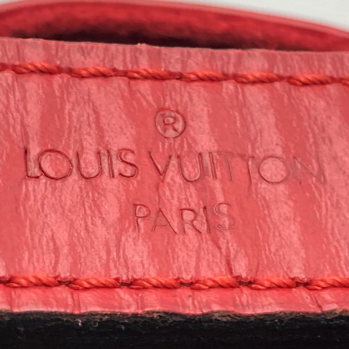 Louis Vuitton M59007 Noe Drawstring Shoulder Bag Epi Red Pre-owned