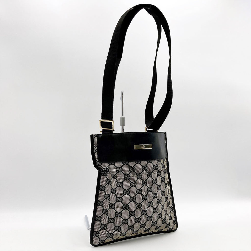 Gucci 019 0348 Shoulder Bag GG Canvas Black Pre-owned