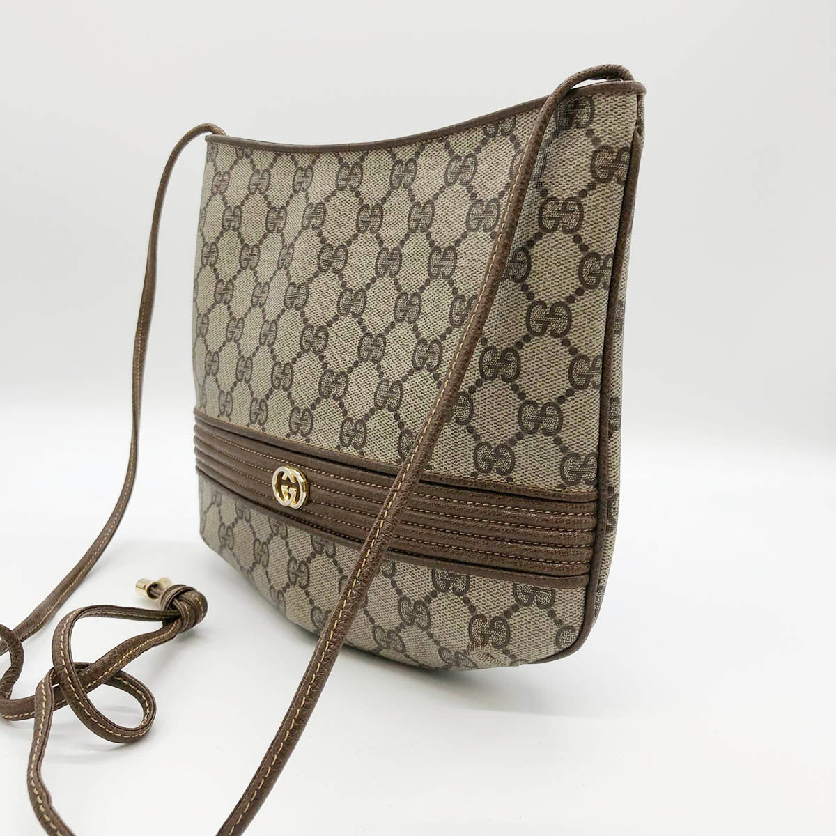 Gucci 30.01 GG Supreme Shoulder Bag Beige Pre-owned