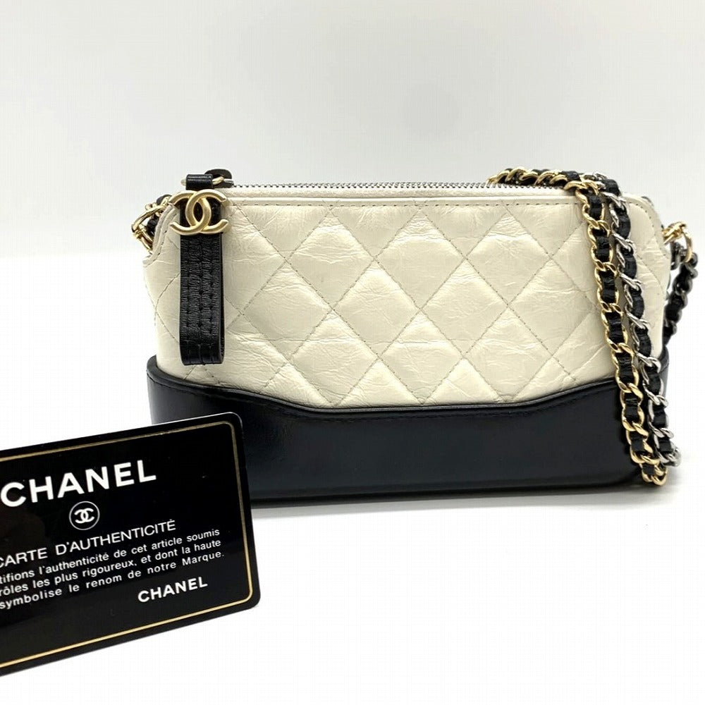 Chanel Gabriel Chain Wallet/Mini Shoulder Bag Leather White/Black Pre-owned