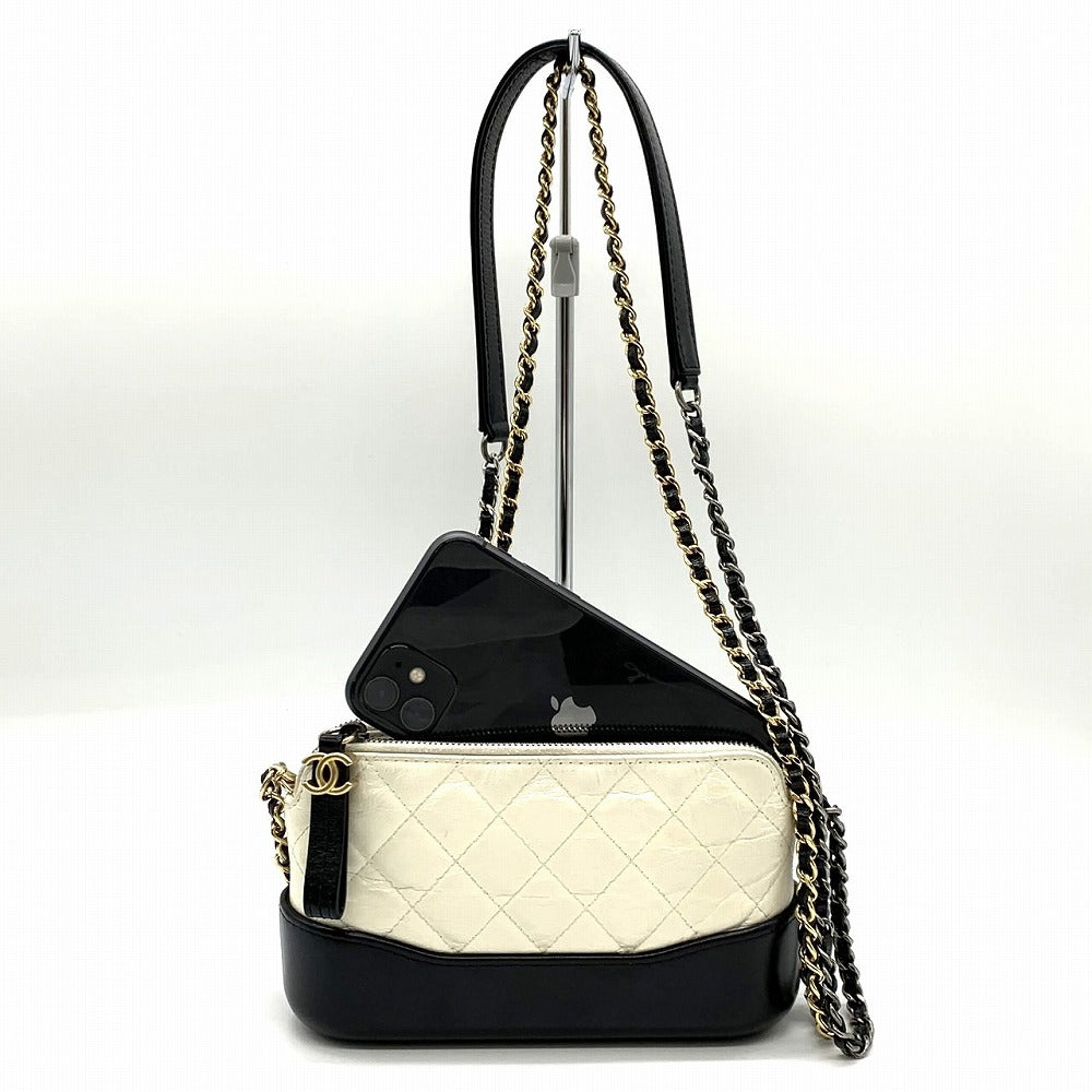 Chanel Gabriel Chain Wallet/Mini Shoulder Bag Leather White/Black Pre-owned