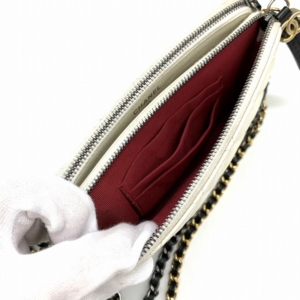 Chanel Gabriel Chain Wallet/Mini Shoulder Bag Leather White/Black Pre-owned