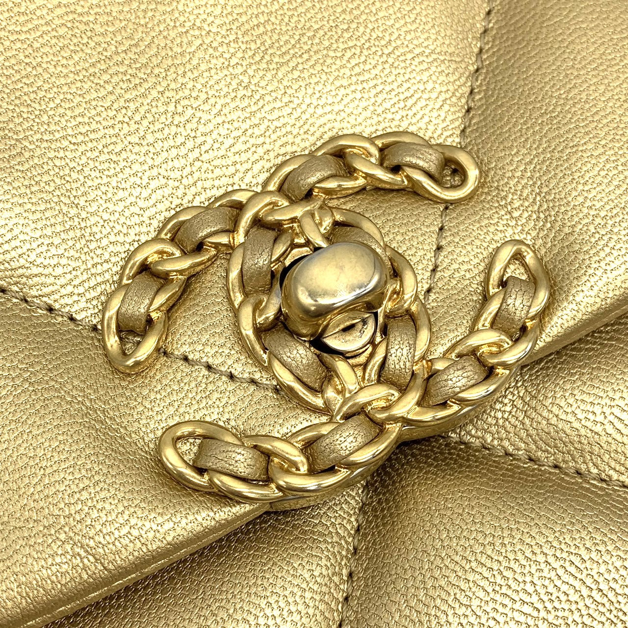Chanel 19 Medium Matelassé Chain 2-Way Shoulder Bag Pre-owned