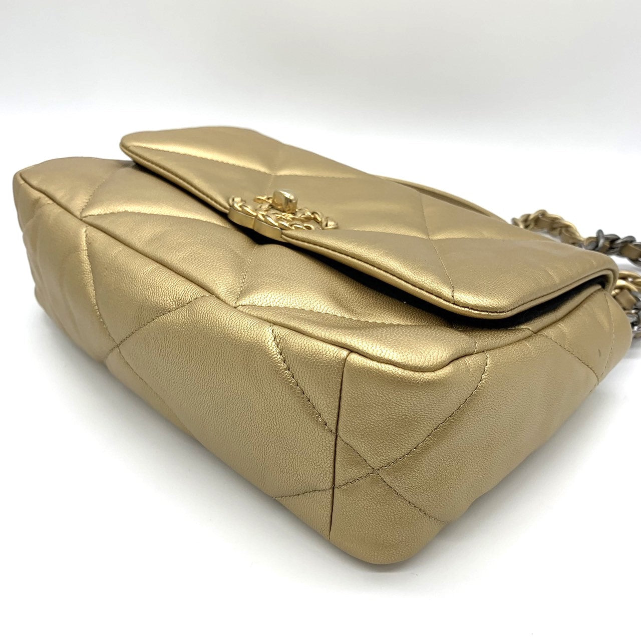 Chanel 19 Medium Matelassé Chain 2-Way Shoulder Bag Pre-owned