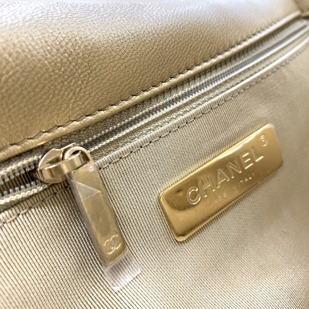 Chanel 19 Medium Matelassé Chain 2-Way Shoulder Bag Pre-owned