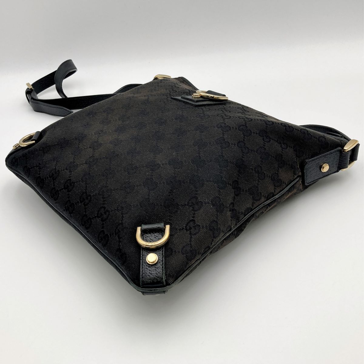 Gucci 131326 Abbey Line Crossbody Shoulder Bag GG Canvas/Leather Black Pre-owned