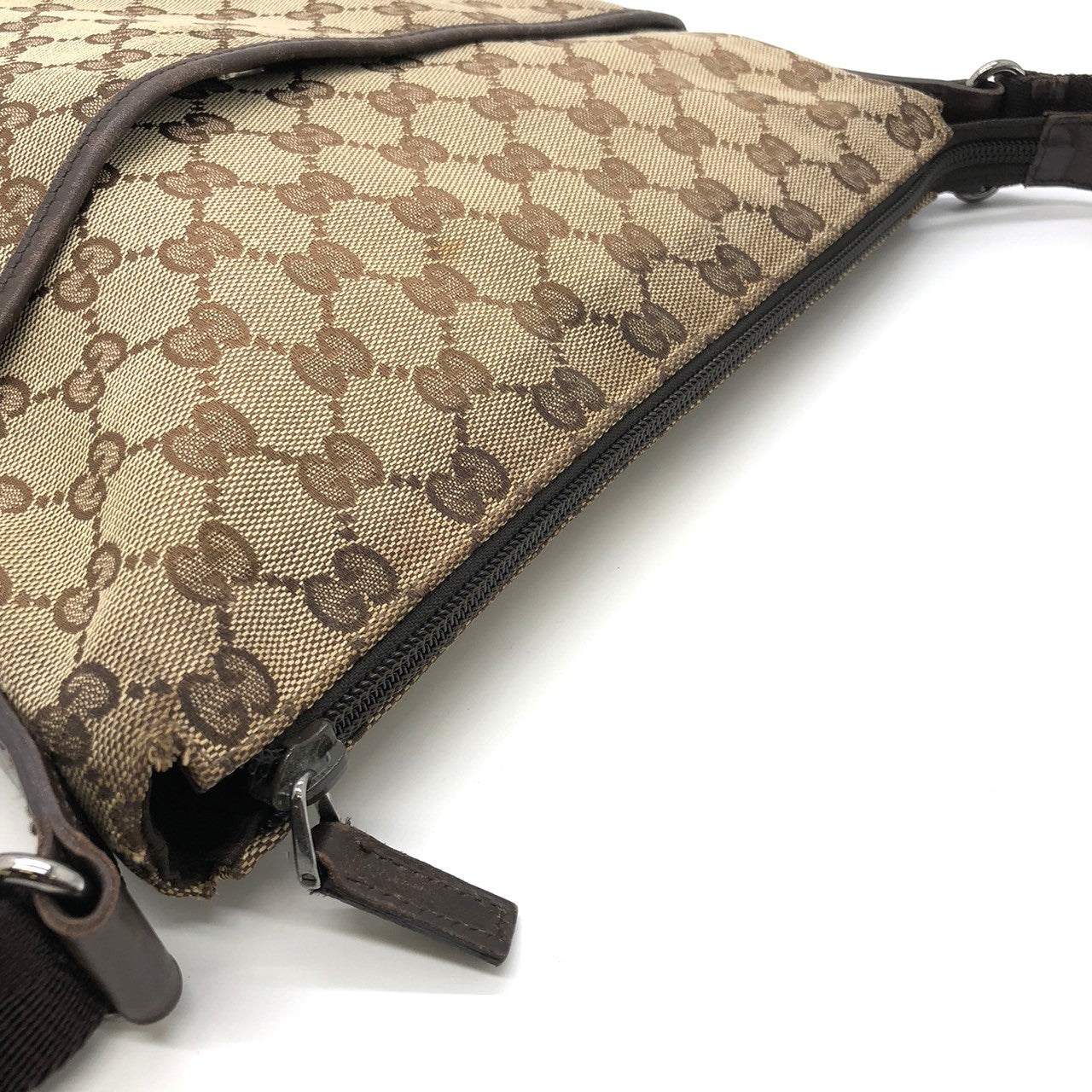GUCCI 145857 Shoulder Bag, Perforated GG Canvas, Brown, Women's & Men's Fashion PRE-OWNED