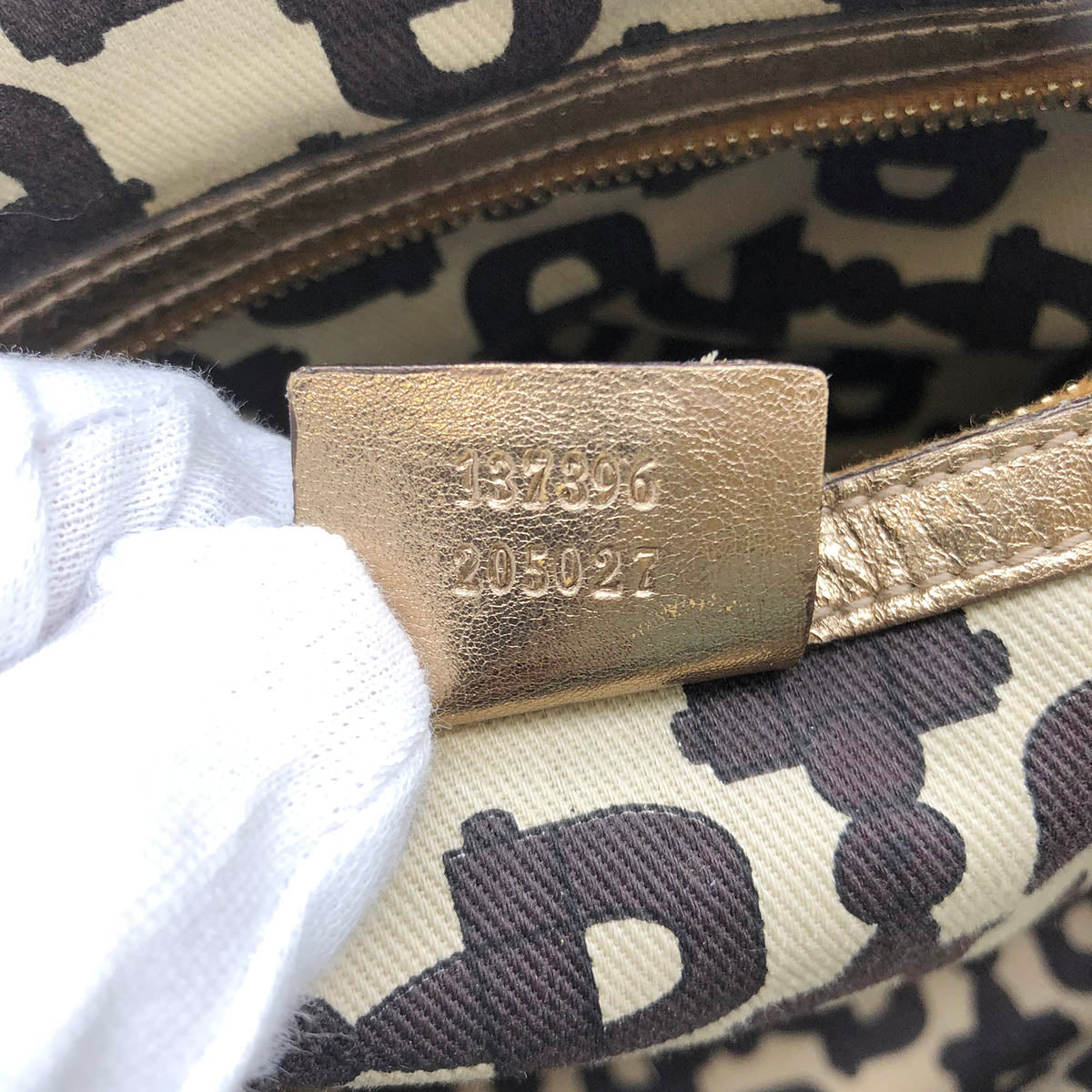 Gucci 137396 Heart Charm Tote Bag GG Canvas Brown/Gold Pre-owned