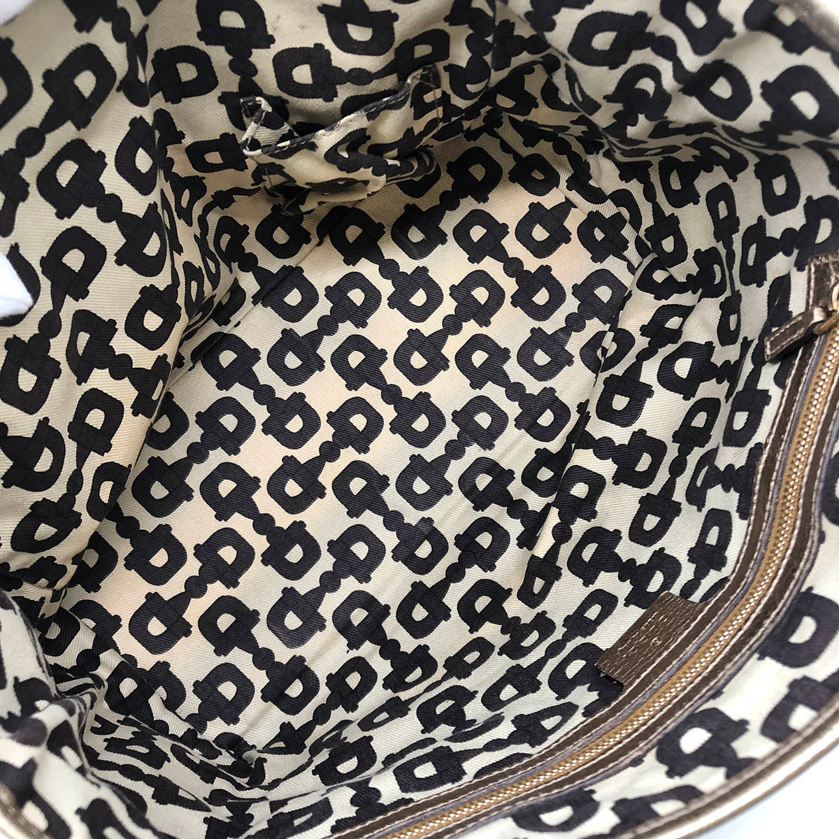 Gucci 137396 Heart Charm Tote Bag GG Canvas Brown/Gold Pre-owned