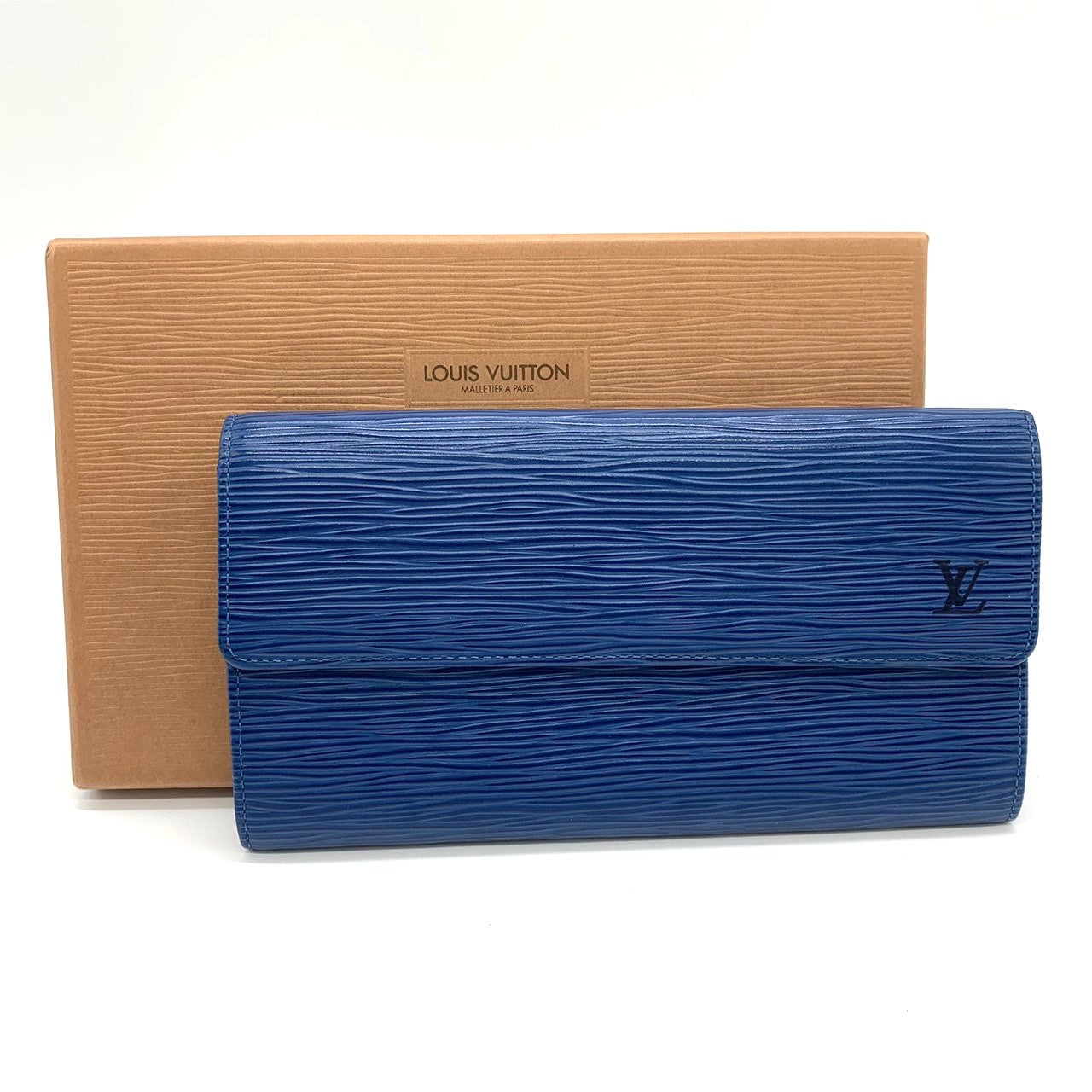 LOUIS VUITTON Louis Vuitton Portefeuille Sarah Long Wallet in Epi Leather, Blue, M63572, Women's and Men's Fashion PRE-OWNED