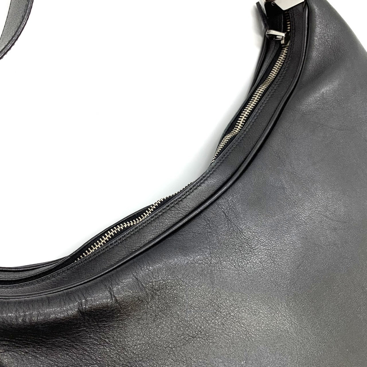 GUCCI 001 3341 Shoulder Bag Leather Black Women's Fashion PRE-OWNED