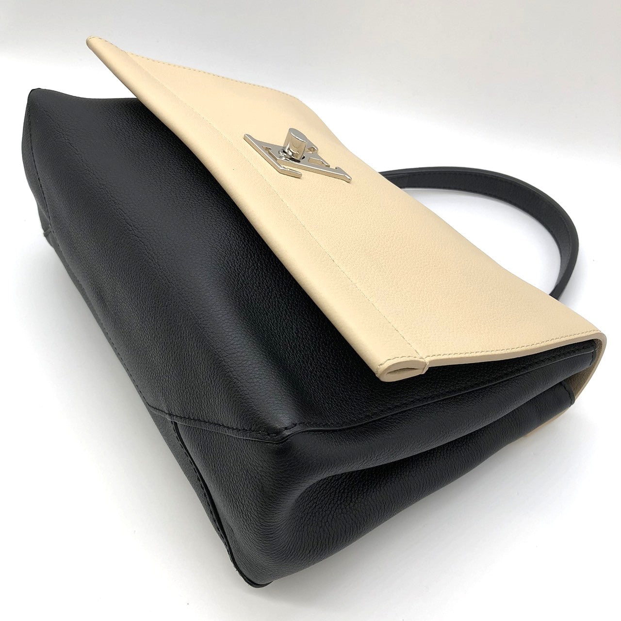 Louis Vuitton M50252 Lockme 2 2-Way Handbag/Shoulder Bag Calf Leather Beige/Black Pre-owned