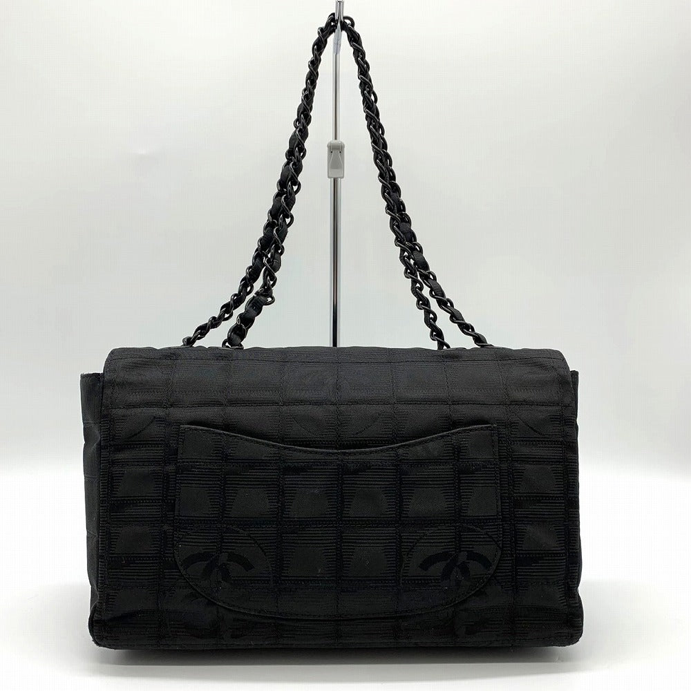 Excellent condition CHANEL New Travel Line Chocolate Bar Chain Shoulder Bag, Nylon, Coco Black. PRE-OWNED