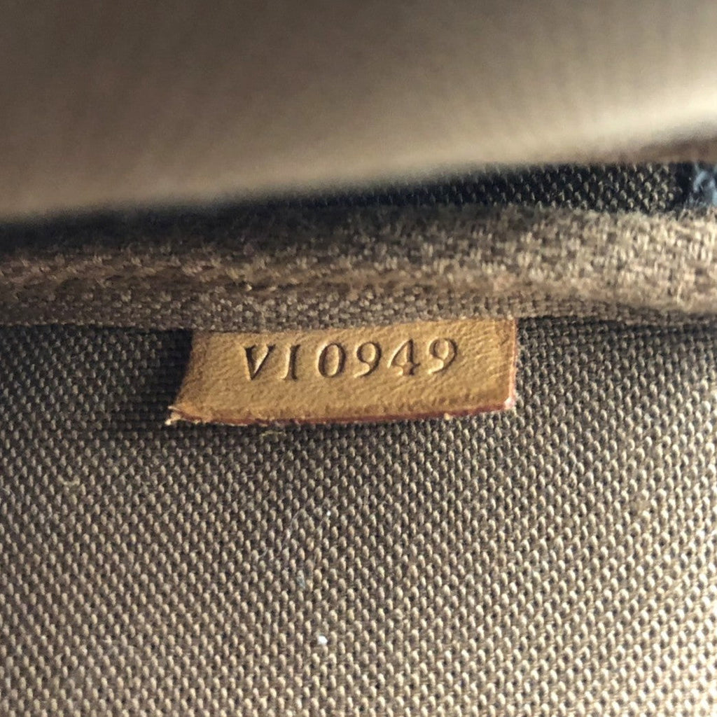Louis Vuitton M51980 Pochette Accessoires Handbag Monogram Canvas/Leather Brown Pre-owned