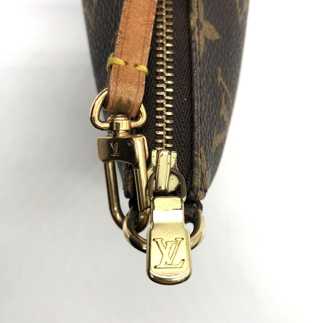 Louis Vuitton M51980 Pochette Accessoires Handbag Monogram Canvas/Leather Brown Pre-owned