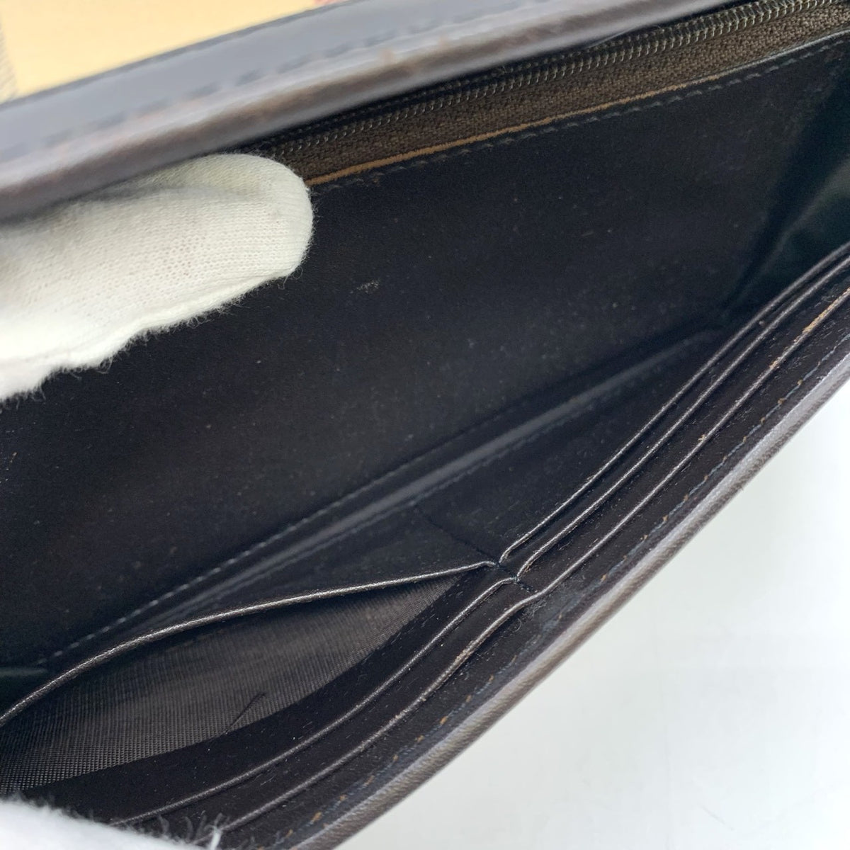Burberry Nova Check Shadow Horse Wallet PVC/Leather Beige Pre-owned