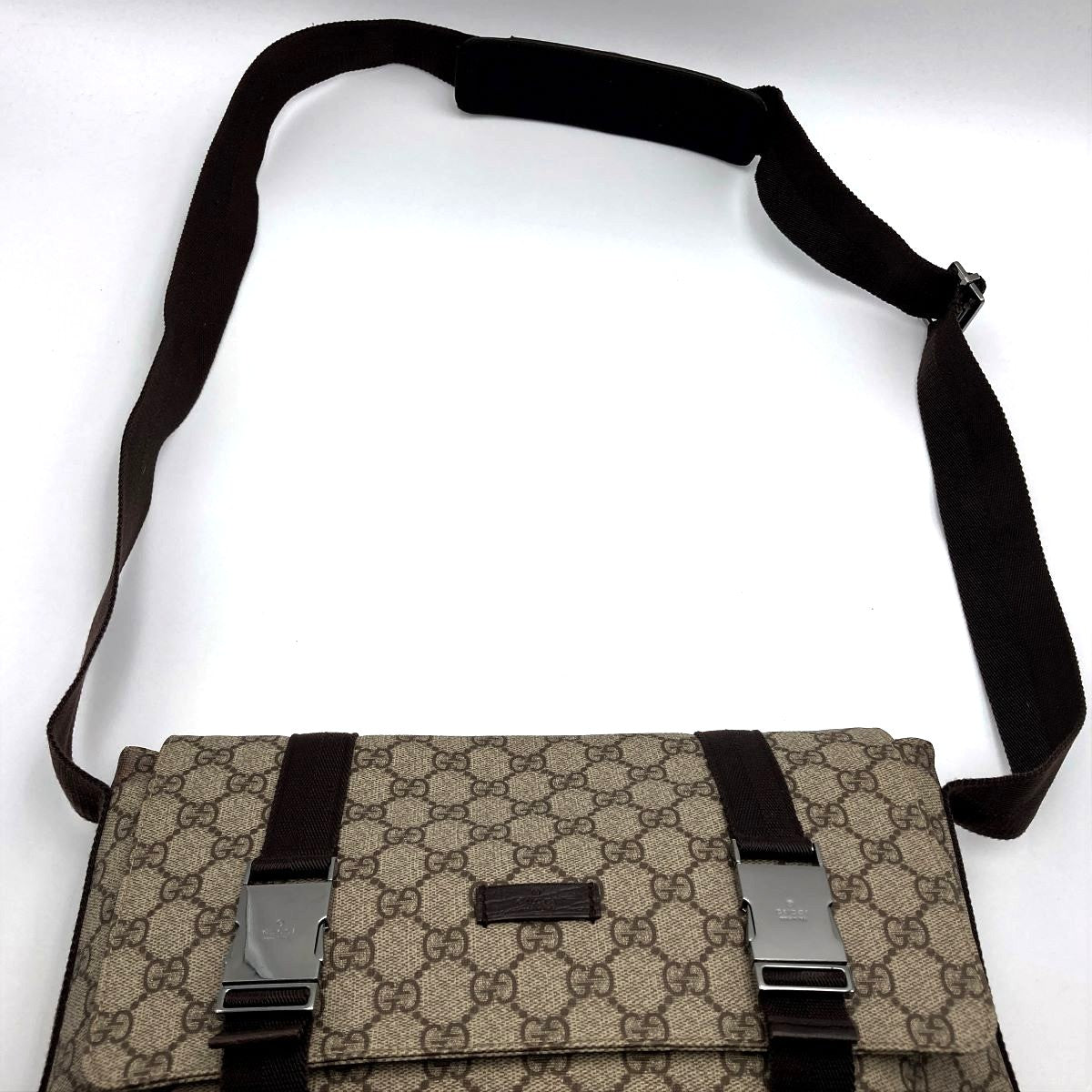 Gucci 122373 GG Supreme Messenger Shoulder Bag Brown Pre-owned