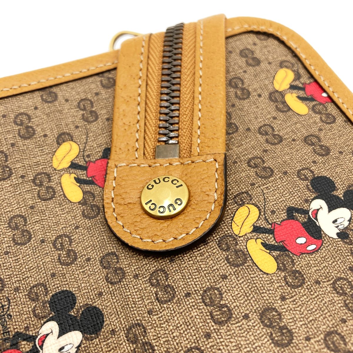 Gucci 602552 Disney Mickey Mouse Clutch Bag GG Supreme Beige Pre-owned