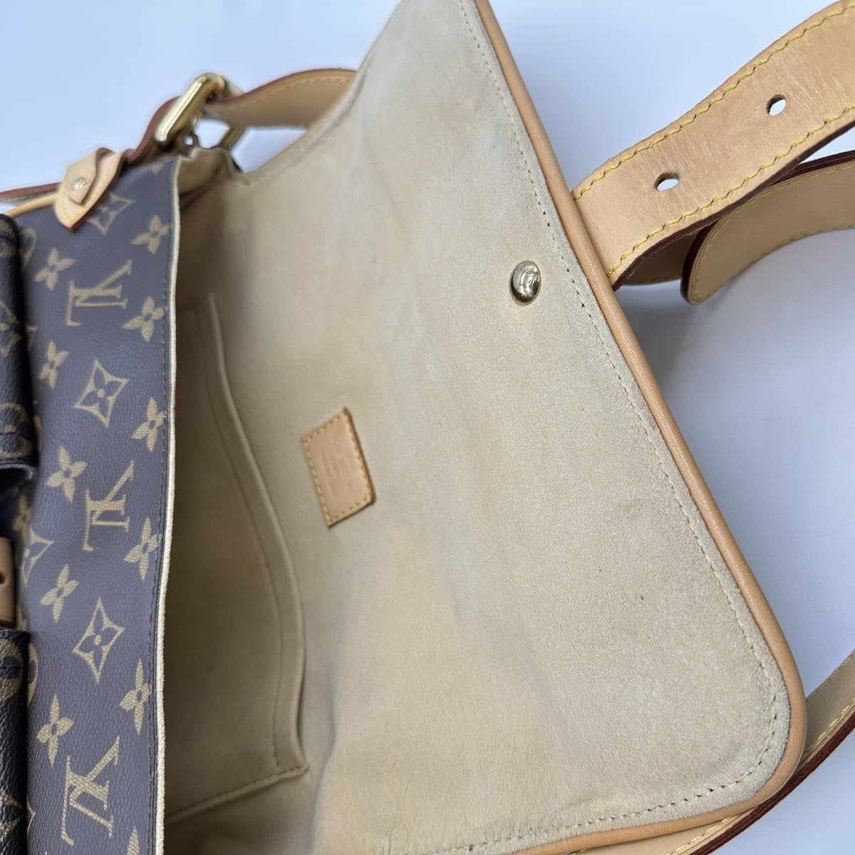 Louis Vuitton M40027 Hudson PM Shoulder Bag Monogram Brown Pre-owned