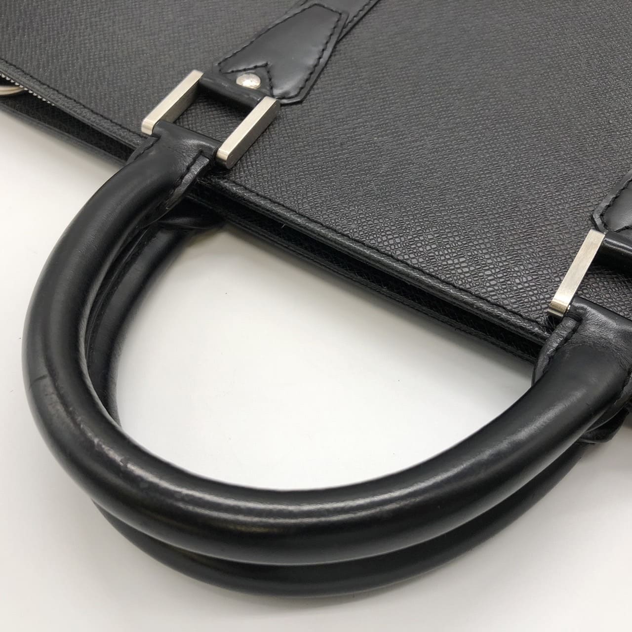 Louis Vuitton M30052 Porte Document Rosan Business Bag/Briefcase Taiga Leather Black Pre-owned