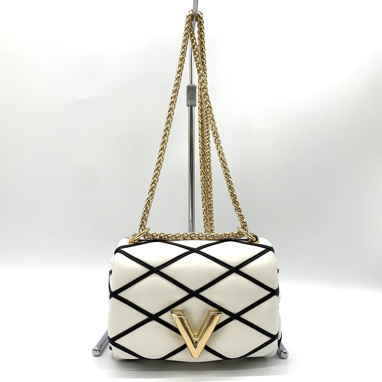 Louis Vuitton M23762 Pico GO-14 Chain Crossbody Shoulder Bag Lambskin Leather White Pre-owned