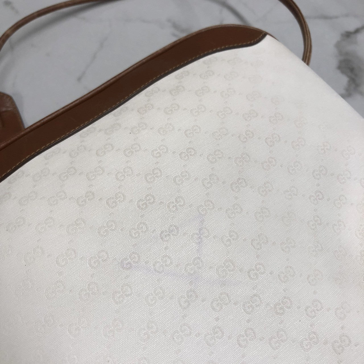 GUCCI Old Gucci 0001 104 0558 Shoulder Bag White Brown Micro GG PVC x Leather Brand Women's (Slightly Imperfect) PRE-OWNED