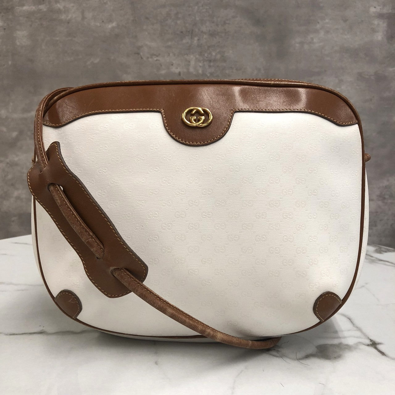 GUCCI Old Gucci 0001 104 0558 Shoulder Bag White Brown Micro GG PVC x Leather Brand Women's (Slightly Imperfect) PRE-OWNED