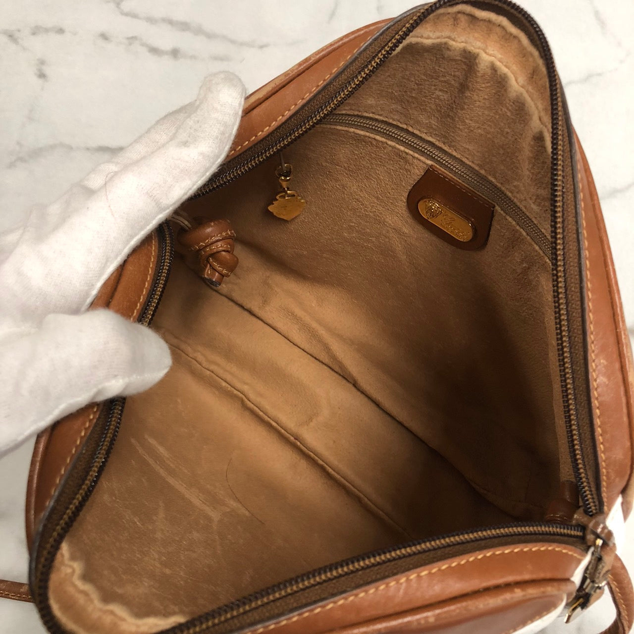 GUCCI Old Gucci 0001 104 0558 Shoulder Bag White Brown Micro GG PVC x Leather Brand Women's (Slightly Imperfect) PRE-OWNED