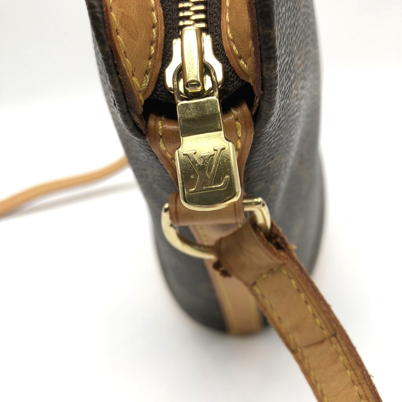 Louis Vuitton M51290 Druot Shoulder Bag Monogram Brown Pre-owned
