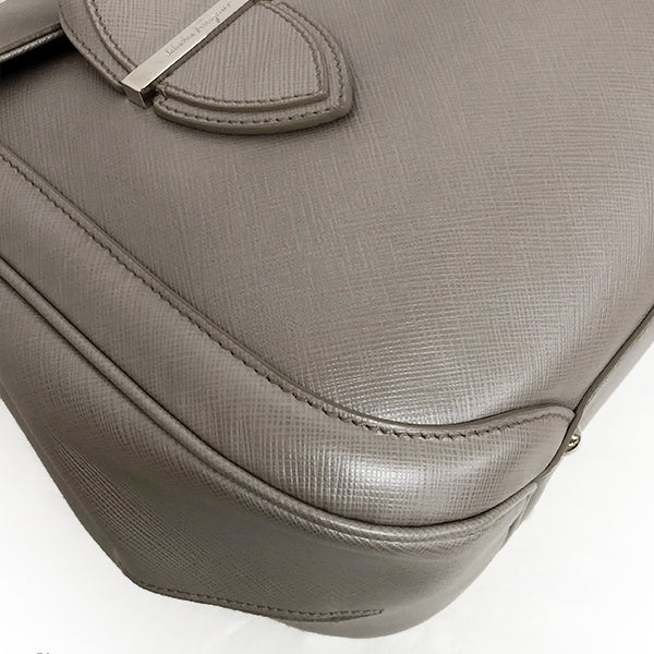 Salvatore Ferragamo DH-21 A234 Shoulder Bag Metallic Leather Silver/Gray Pre-owned