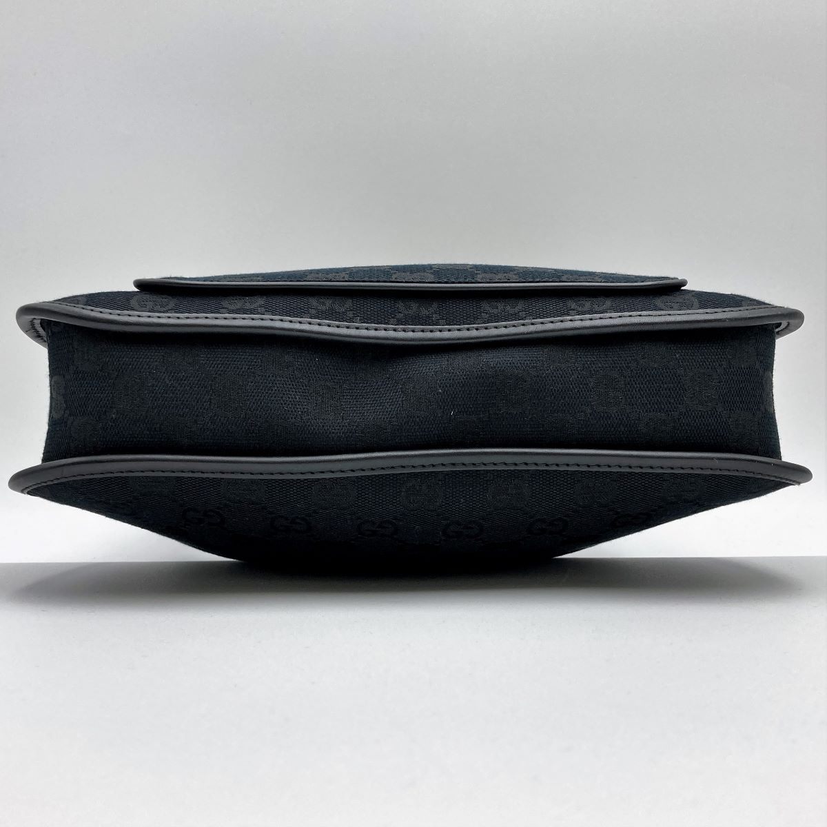Gucci 001 4198 Shoulder Bag in GG Canvas, Black PRE-OWNED