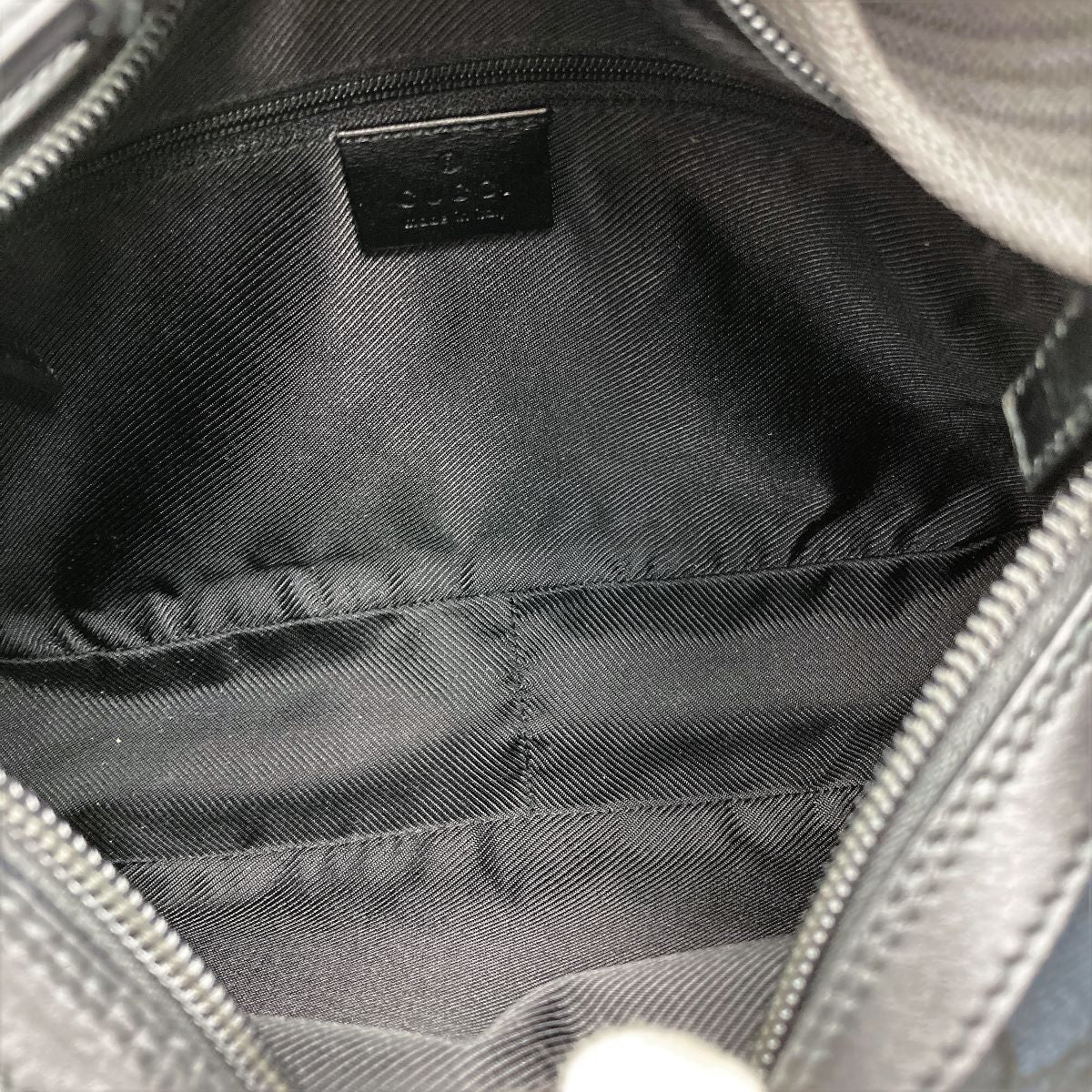 Gucci 001 4198 Shoulder Bag in GG Canvas, Black PRE-OWNED