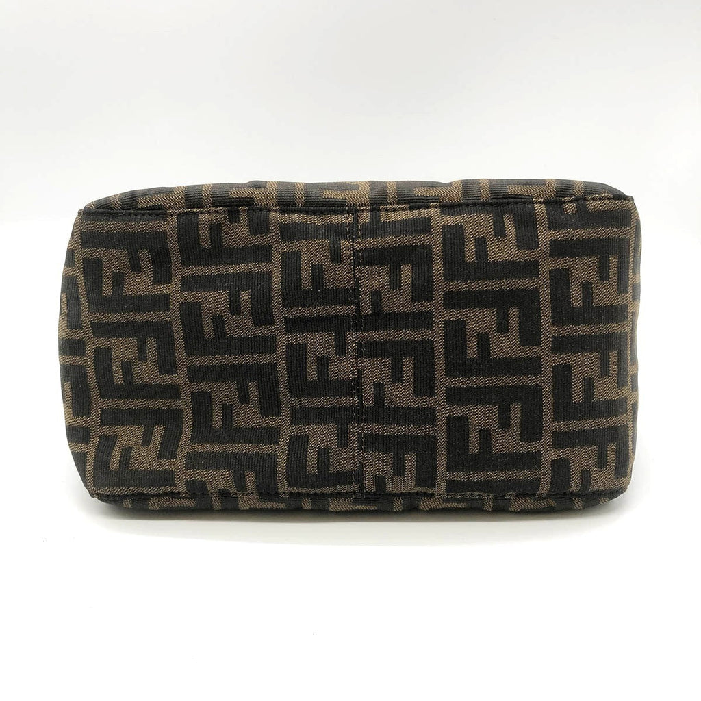 Fendi Mamma Baguette handbag in brown Zucca canvas with silver hardware PRE-OWNED