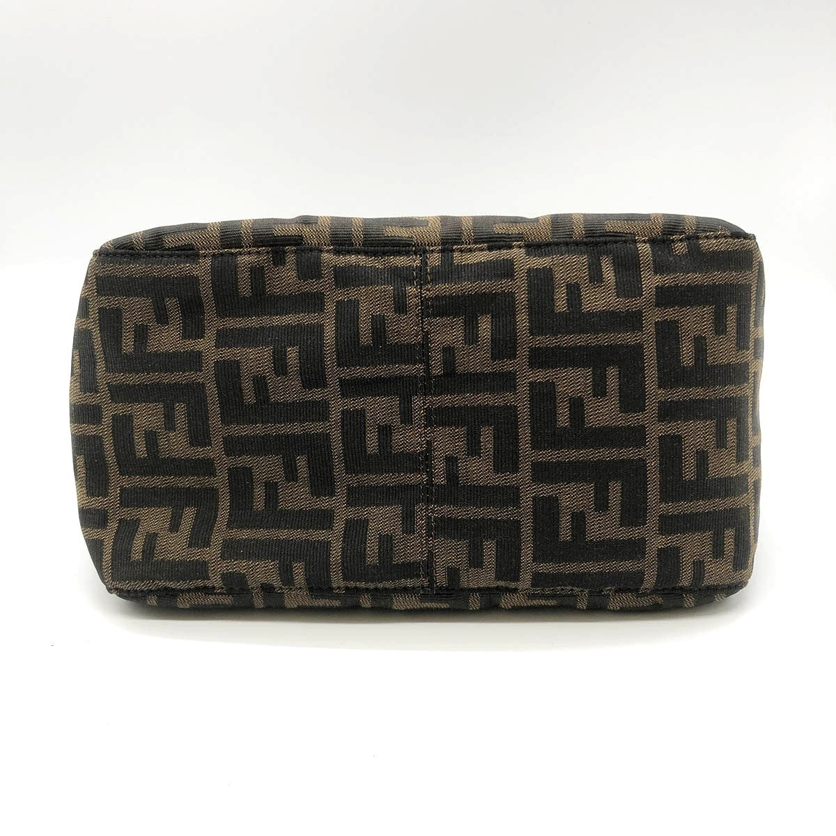 Fendi Mamma Baguette handbag in brown Zucca canvas with silver hardware PRE-OWNED