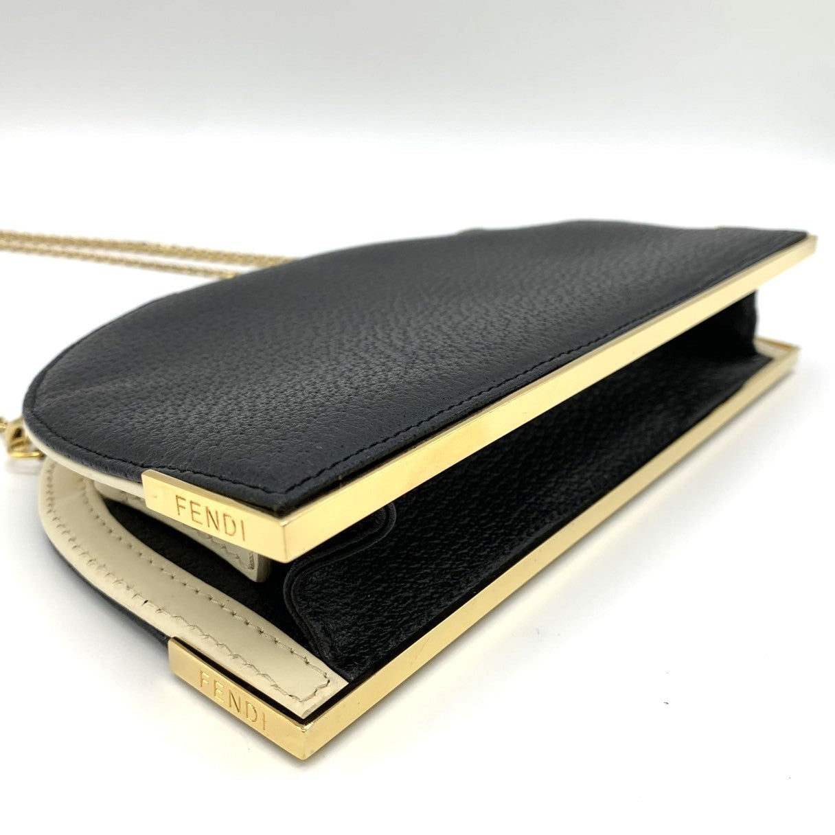 Fendi 2321 26814 Half Moon Mini Chain Crossbody/Shoulder Bag Leather Black/White Pre-owned