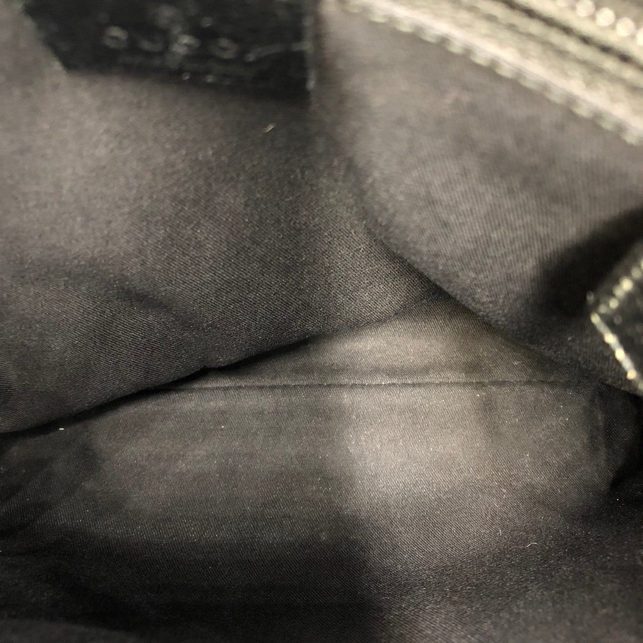Gucci 122793 Shoulder Bag in Black GG Canvas PRE-OWNED