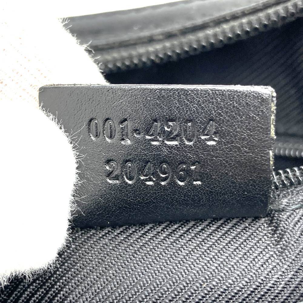Gucci 001 4204 Shoulder Bag/Handbag in Black GG Canvas/Leather PRE-OWNED