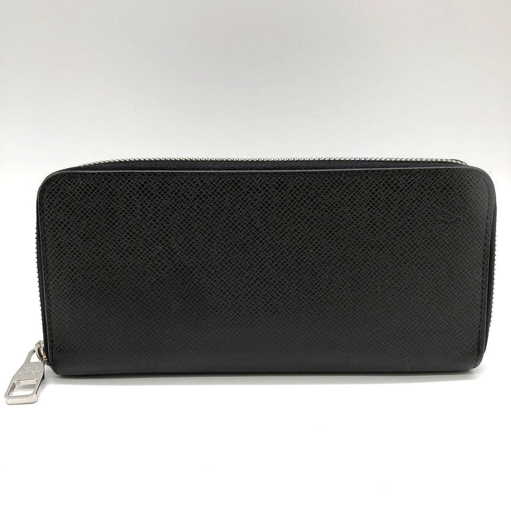 Louis Vuitton M30510 Zippy Vertical Long Wallet Taiga Leather Black Pre-owned