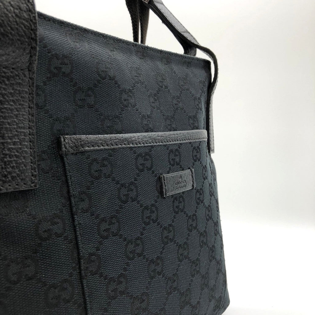 Gucci 122793 Shoulder Bag in Black GG Canvas PRE-OWNED